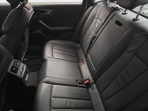 Used 2018 Audi A4 2.0T Premium image 16