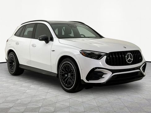 Certified 2025 Mercedes-Benz GLC 43 AMG 4MATIC image 3