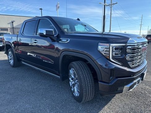 Used 2025 GMC Sierra 1500 Denali w/ Denali Reserve Package image 9
