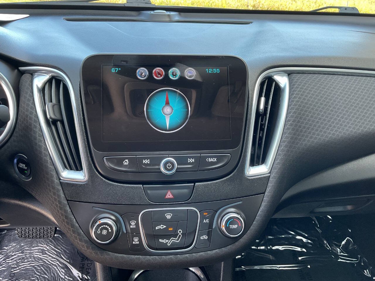 Used 2018 Chevrolet Malibu LT FWD image 20