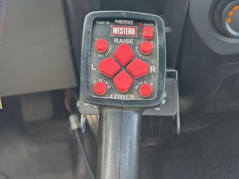 Used 2022 Ford F250 XL w/ Power Equipment Group AWD/4WD image 21