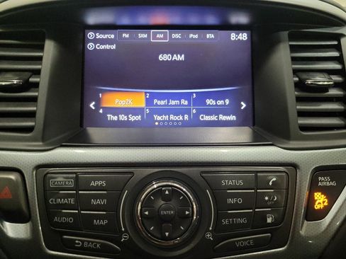 Used 2020 Nissan Pathfinder SL AWD/4WD image 25