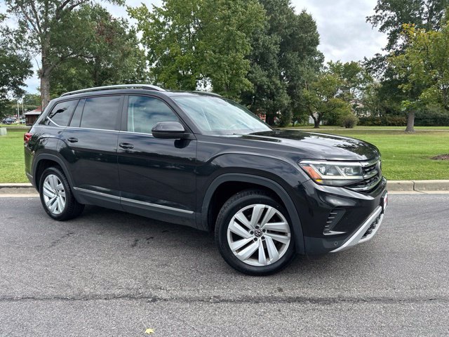 Used 2021 Volkswagen Atlas SEL AWD/4WD image 2
