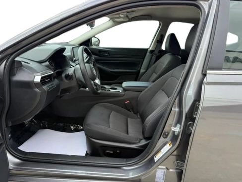 Used 2026 Nissan Altima 2.5 SV FWD image 10