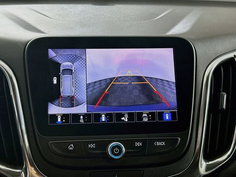 Used 2023 Chevrolet Equinox LT FWD image 23