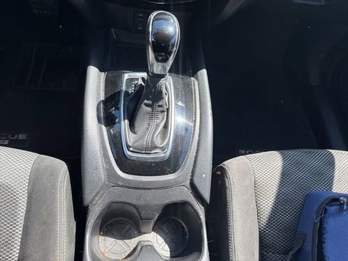 Used 2018 Nissan Rogue Sport SV AWD/4WD image 21