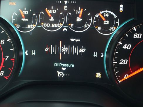 Used 2017 Chevrolet Camaro LT RWD image 25