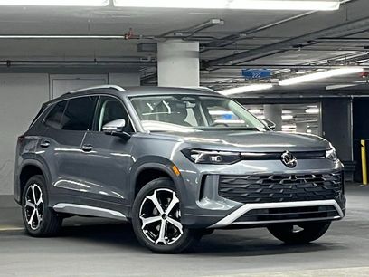 New 2026 Volkswagen Tiguan SE