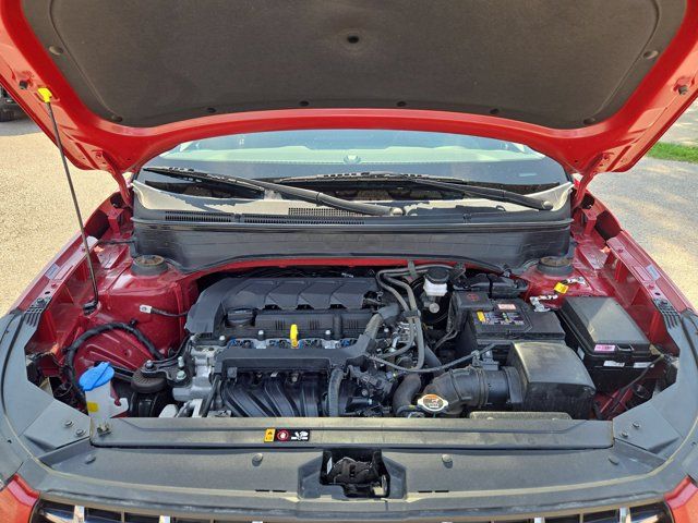 Used 2025 Hyundai Venue SEL FWD image 31