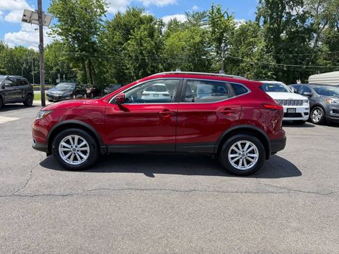 Used 2019 Nissan Rogue Sport SV w/ Technology Package AWD/4WD image 4