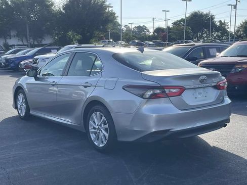 Used 2024 Toyota Camry LE FWD image 5