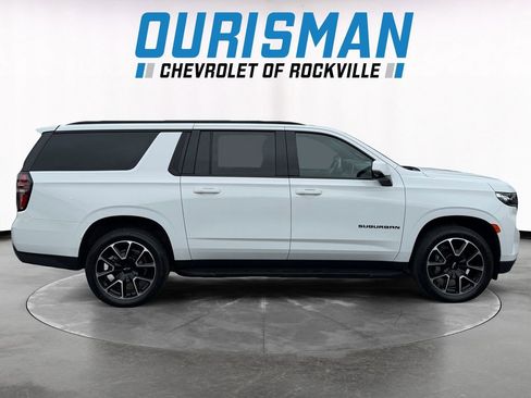 Used 2024 Chevrolet Suburban RST w/ Luxury Package AWD/4WD image 7