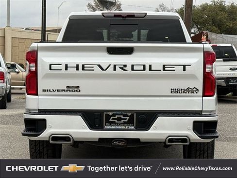 Used 2022 Chevrolet Silverado 1500 High Country w/ High Country Premium Package image 7