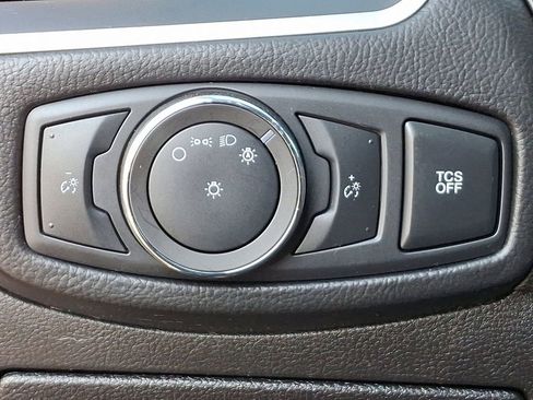 Certified 2022 Ford Edge SE w/ Black Appearance Package image 23