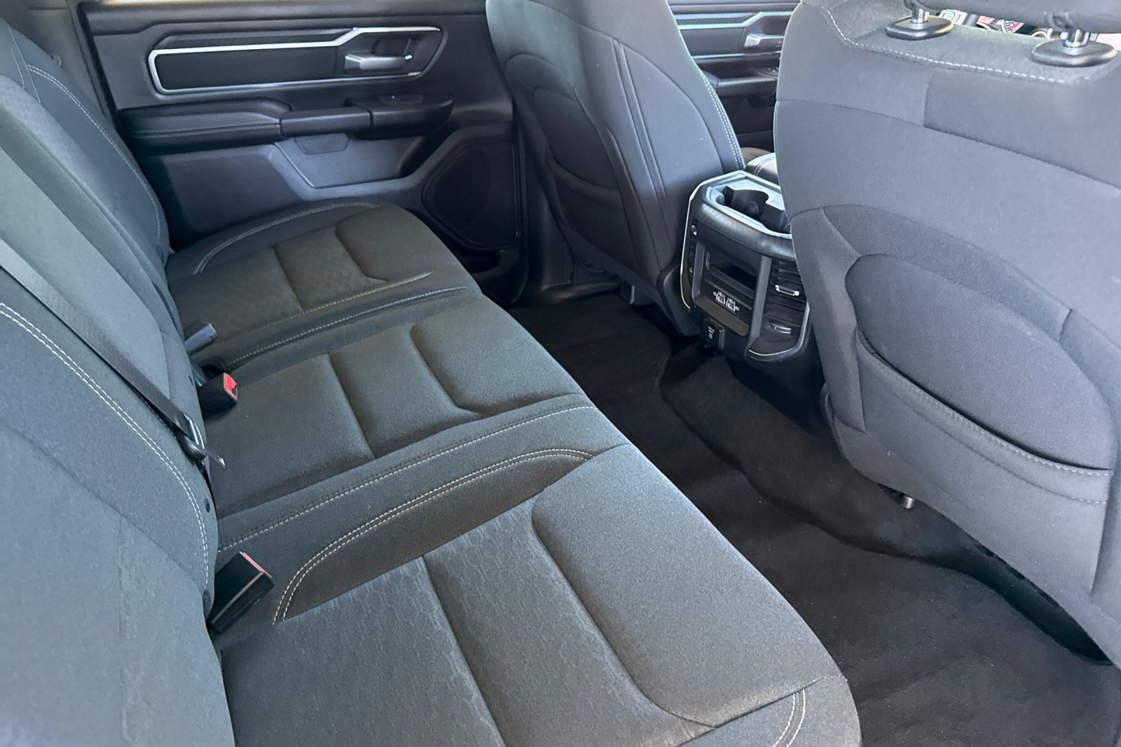 Used 2025 RAM 1500 Big Horn AWD/4WD image 23