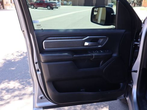 Used 2019 RAM 1500 Big Horn AWD/4WD image 23