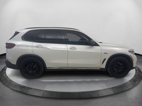 Used 2022 BMW X5 xDrive45e AWD/4WD image 4