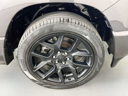 Used 2023 RAM 1500 Laramie AWD/4WD image 41