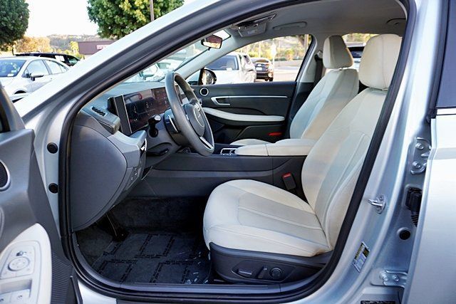 Certified 2025 Hyundai Sonata SEL FWD image 21