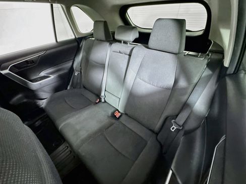 Used 2021 Toyota RAV4 LE w/ Carpet Mat Package (TMS) image 20