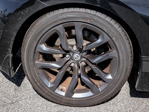 Used 2019 Nissan 370Z Coupe w/ Z34 Heritage Edition - Black image 11