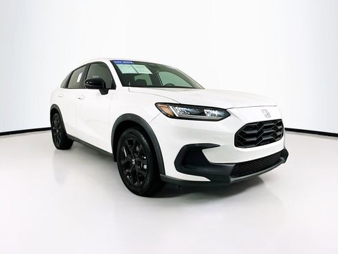 Certified 2023 Honda HR-V Sport image 3