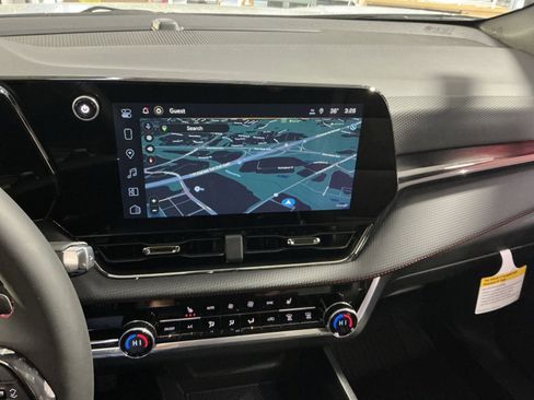 New 2026 Chevrolet Equinox RS w/ LPO, Floor Liner Package FWD image 28