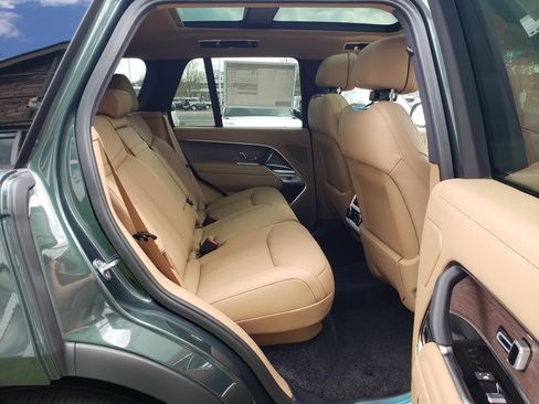 New 2026 Land Rover Range Rover SE AWD/4WD image 15