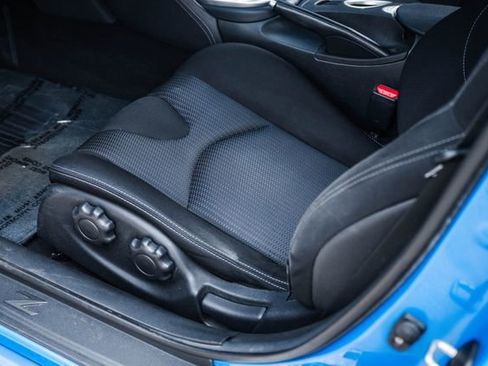 Used 2009 Nissan 370Z Coupe image 51