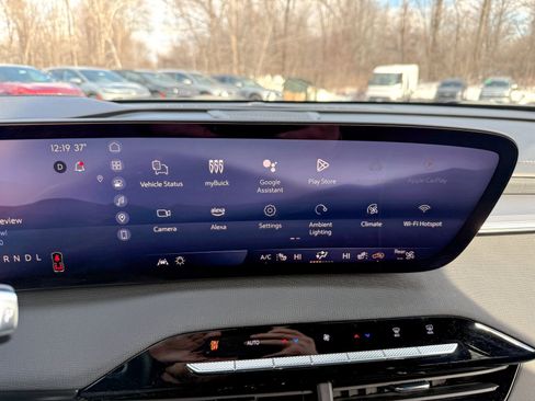 Certified 2025 Buick Enclave Sport Touring image 35