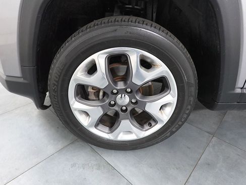 Used 2021 Jeep Compass Limited image 28