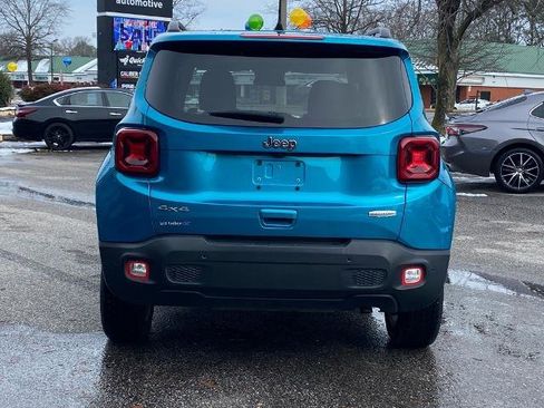 Used 2021 Jeep Renegade Latitude w/ Luxury Group I image 5