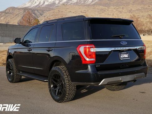 Used 2021 Ford Expedition XLT image 8