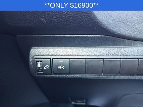 Used 2024 Toyota Corolla LE image 32