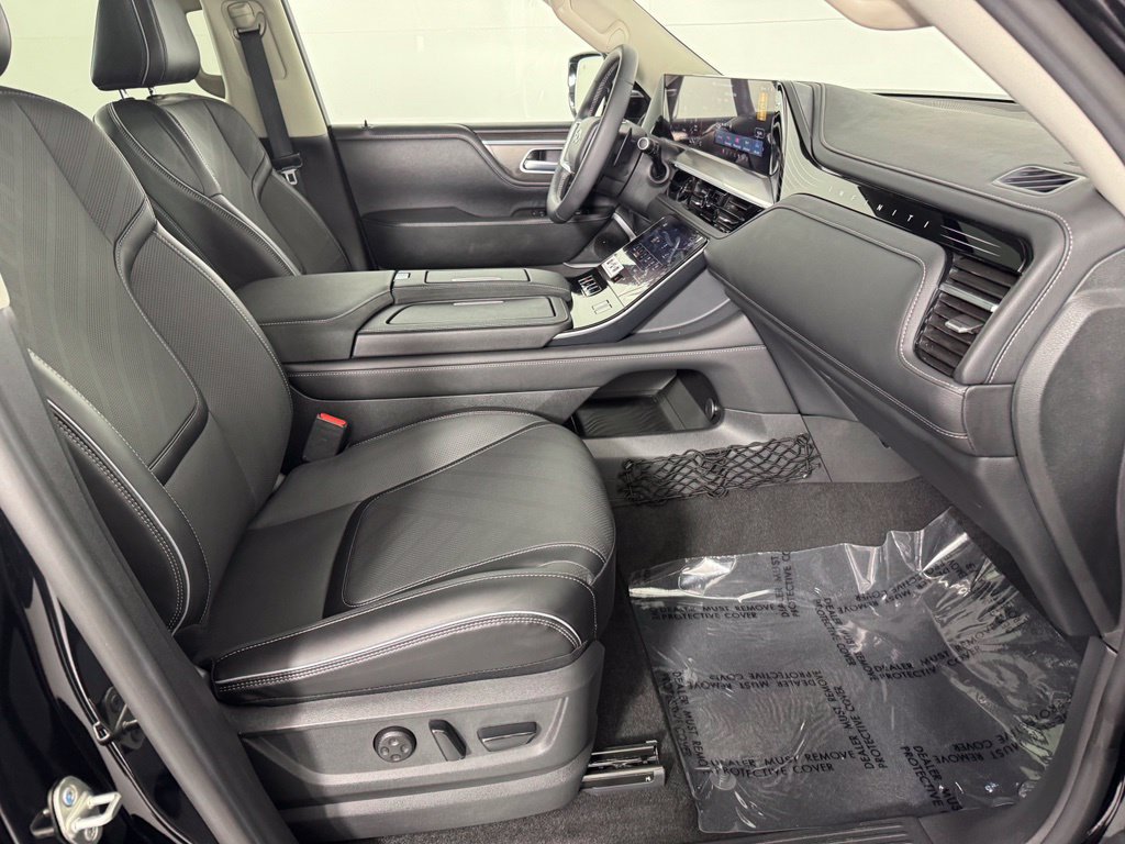 Certified 2026 INFINITI QX80 Luxe w/ Cargo Package AWD/4WD image 34