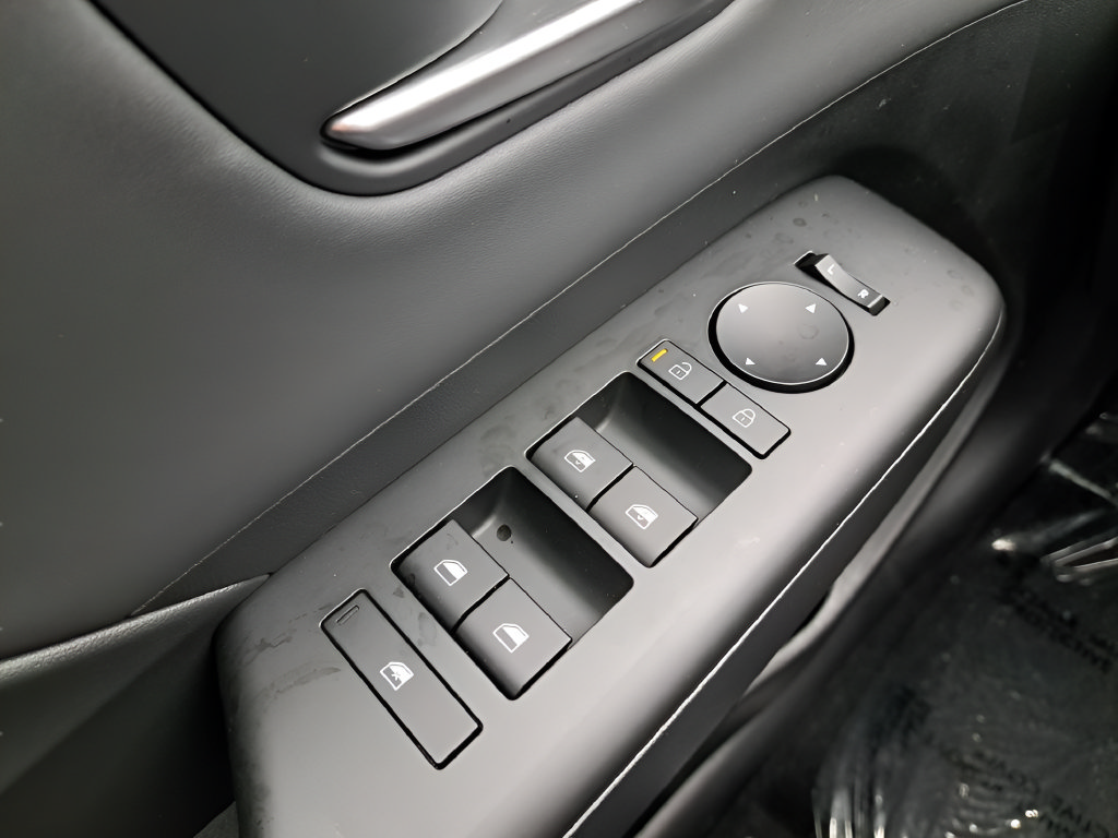 New 2026 Hyundai Kona Limited AWD/4WD image 25