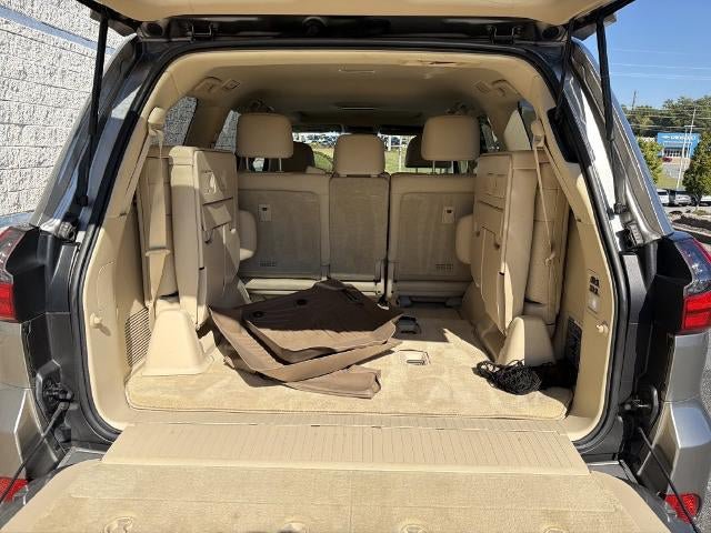 Used 2017 Lexus LX 570 4WD w/ Luxury Package image 18