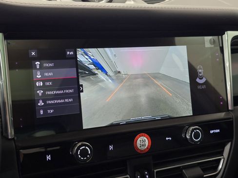 New 2026 Porsche Macan image 23