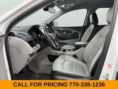 Used 2022 GMC Terrain SLT AWD/4WD image 12