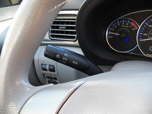 Used 2011 Subaru Forester 2.5X w/ Alloy Wheel Value Pkg image 27