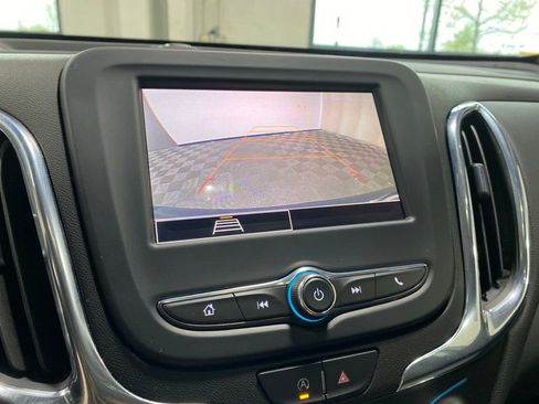 Used 2023 Chevrolet Equinox LT AWD/4WD image 18