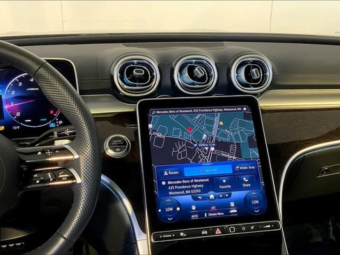 Used 2023 Mercedes-Benz C 300 4MATIC Sedan image 7
