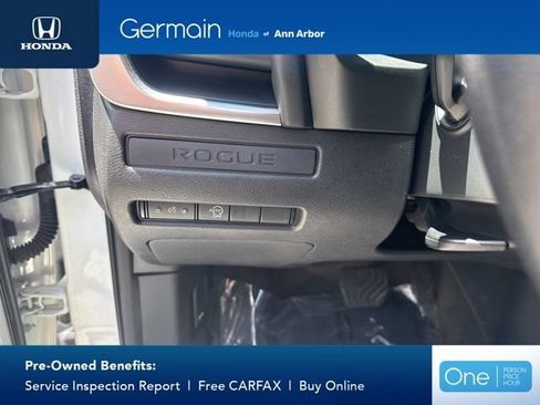 Used 2024 Nissan Rogue S FWD image 20