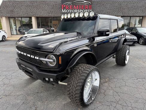 Used 2023 Ford Bronco Wildtrak AWD/4WD image 2