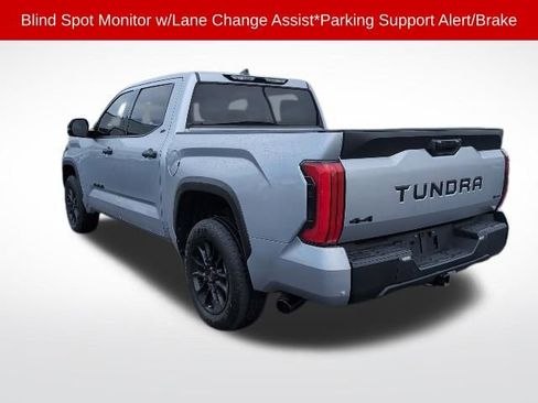 Used 2023 Toyota Tundra SR5 w/ SR5 Convenience Package AWD/4WD image 7