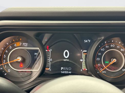 Used 2024 Jeep Wrangler Unlimited Rubicon image 13