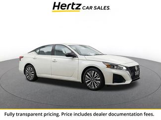 Used 2025 Nissan Altima 2.5 SV FWD video 1