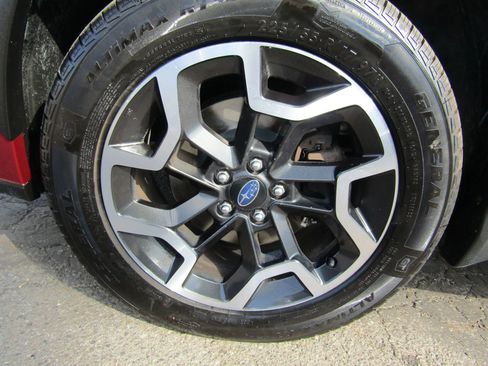 Used 2016 Subaru Crosstrek 2.0i Limited image 32