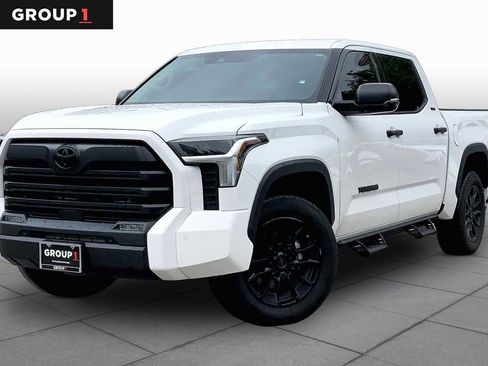 Used 2023 Toyota Tundra SR5 w/ SR5 Convenience Package AWD/4WD image 1