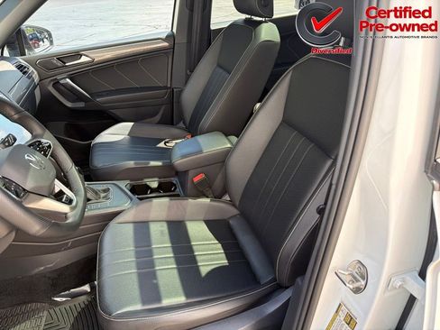 Used 2022 Volkswagen Tiguan SE R-Line FWD image 45